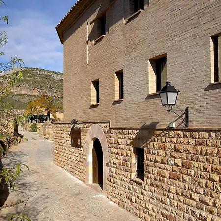 Hostel Refugio De *